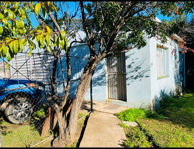6 BEDROOM HOUSE FOR SALE IN QUEENSTOWN CENTRAL